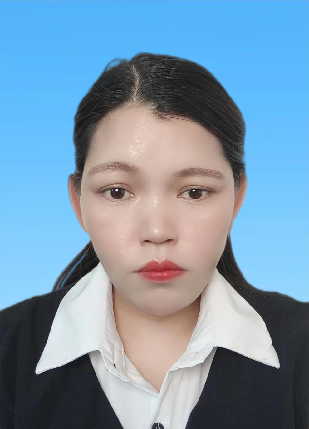 钱文丽-综合办主任